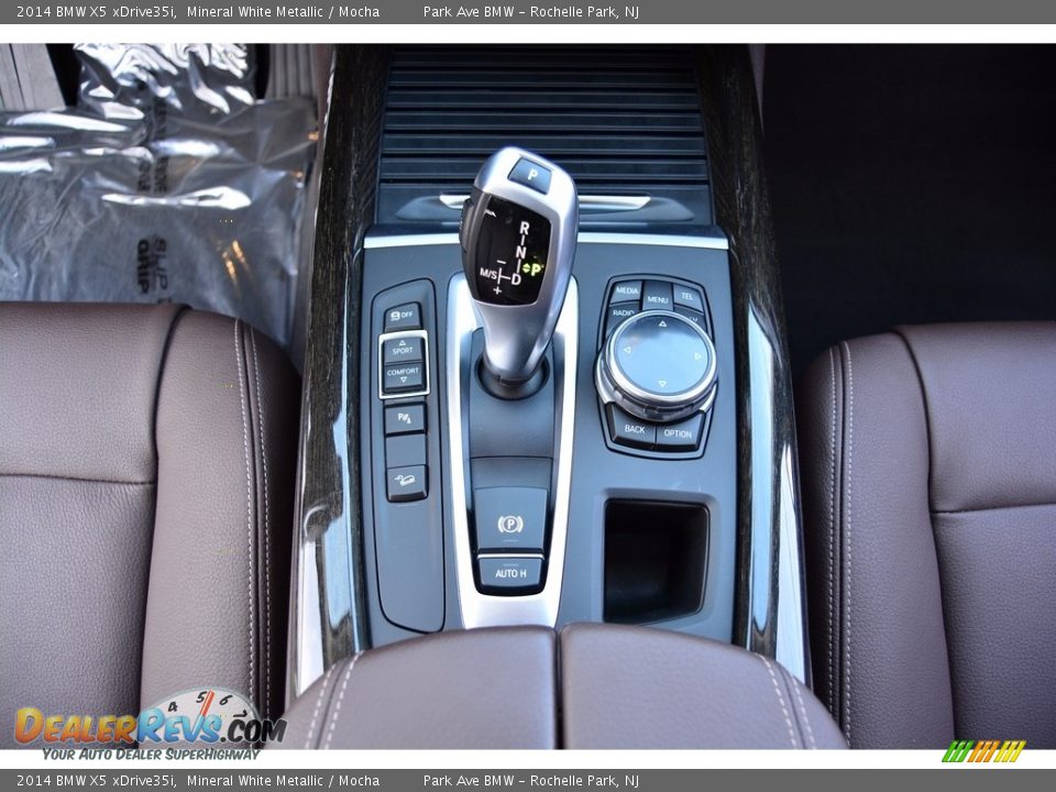 2014 BMW X5 xDrive35i Mineral White Metallic / Mocha Photo #17