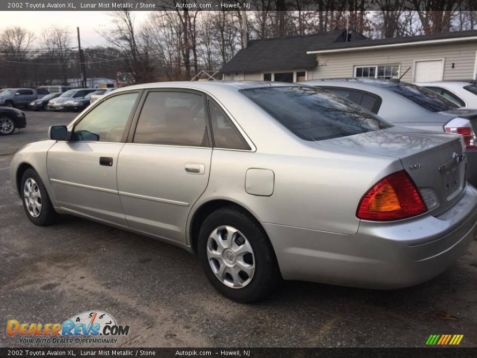2002 Toyota Avalon XL Lunar Mist Metallic / Stone Photo #4