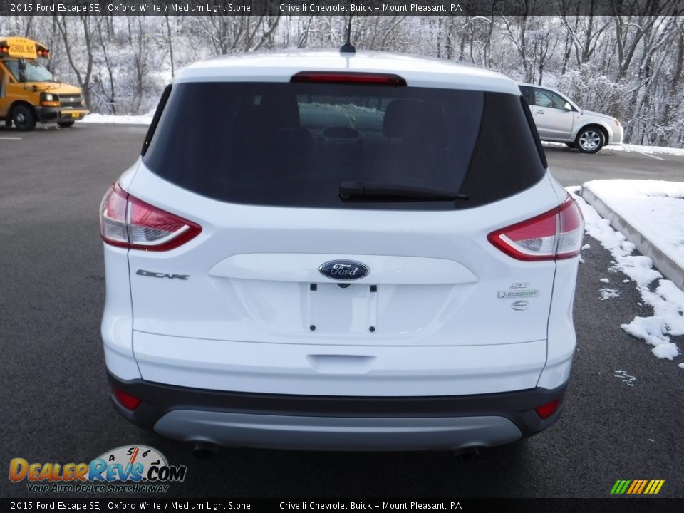 2015 Ford Escape SE Oxford White / Medium Light Stone Photo #11