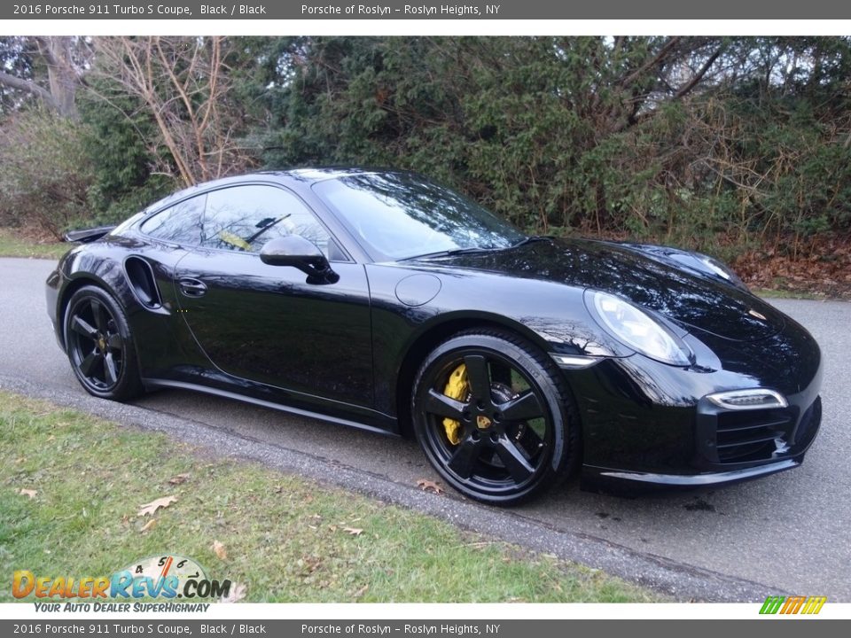 Front 3/4 View of 2016 Porsche 911 Turbo S Coupe Photo #8