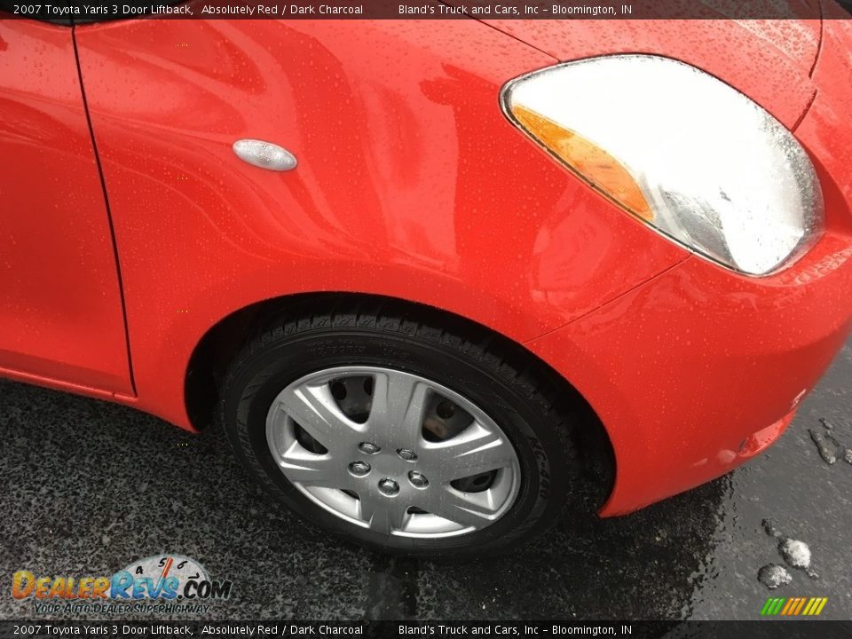 2007 Toyota Yaris 3 Door Liftback Absolutely Red / Dark Charcoal Photo #8