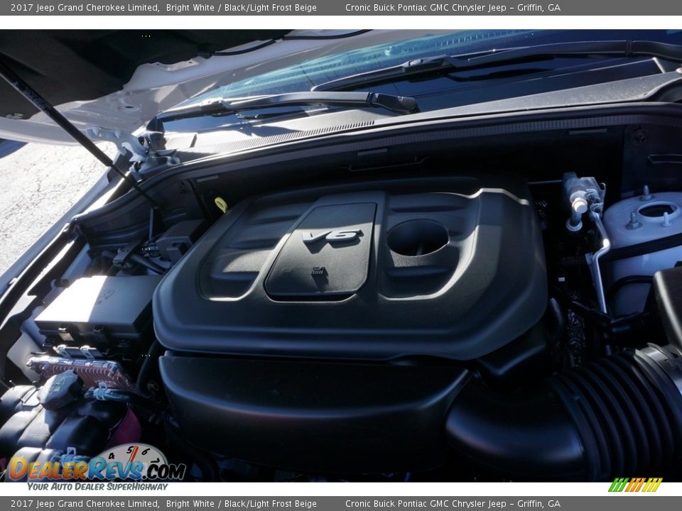 2017 Jeep Grand Cherokee Limited Bright White / Black/Light Frost Beige Photo #12