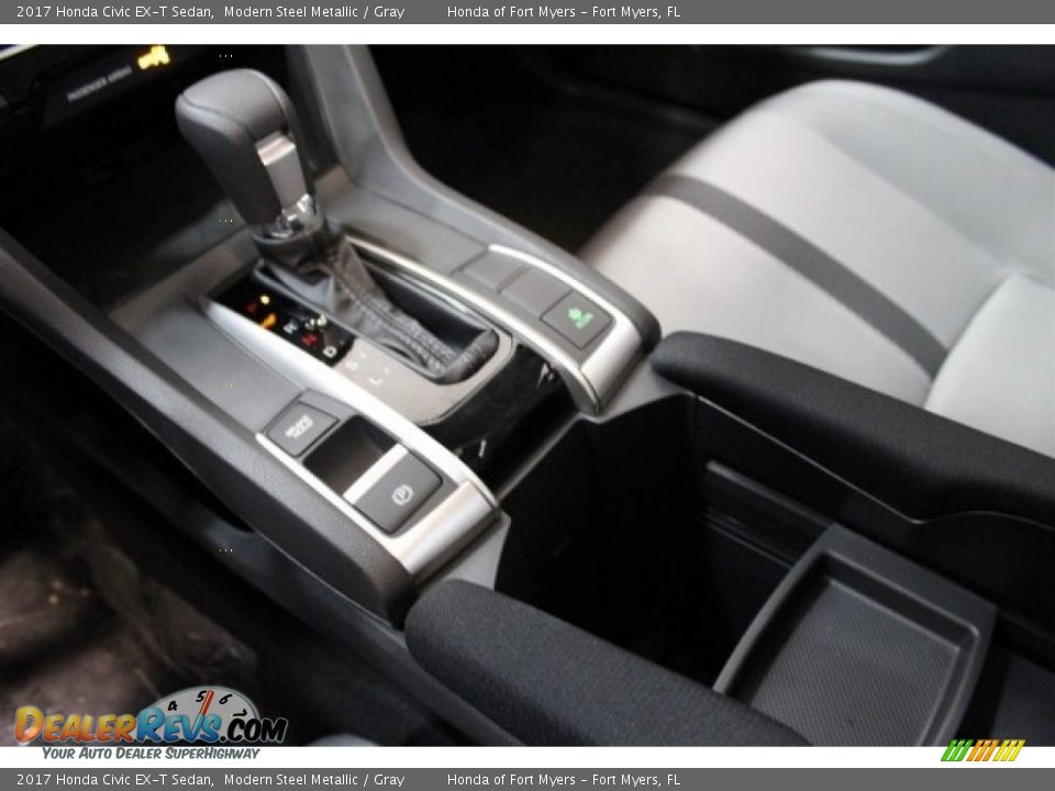 2017 Honda Civic EX-T Sedan Modern Steel Metallic / Gray Photo #18