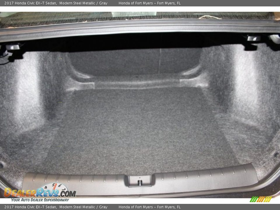 2017 Honda Civic EX-T Sedan Modern Steel Metallic / Gray Photo #23