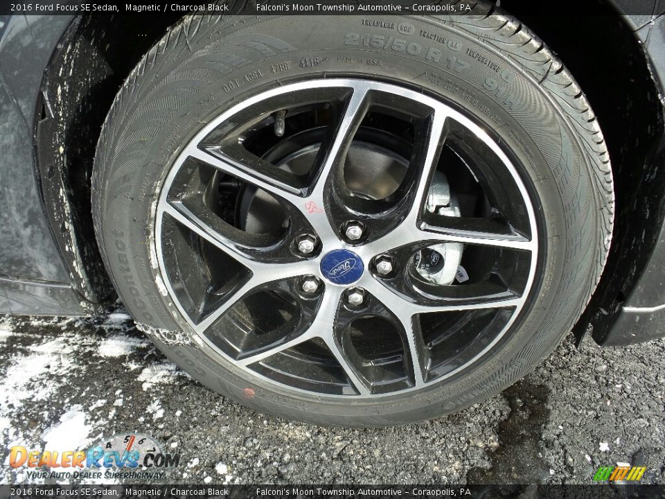 2016 Ford Focus SE Sedan Magnetic / Charcoal Black Photo #5