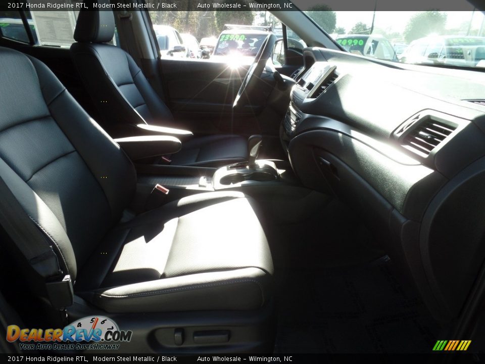 2017 Honda Ridgeline RTL Modern Steel Metallic / Black Photo #13