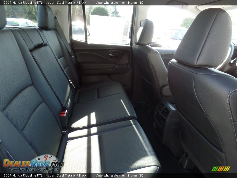 2017 Honda Ridgeline RTL Modern Steel Metallic / Black Photo #14
