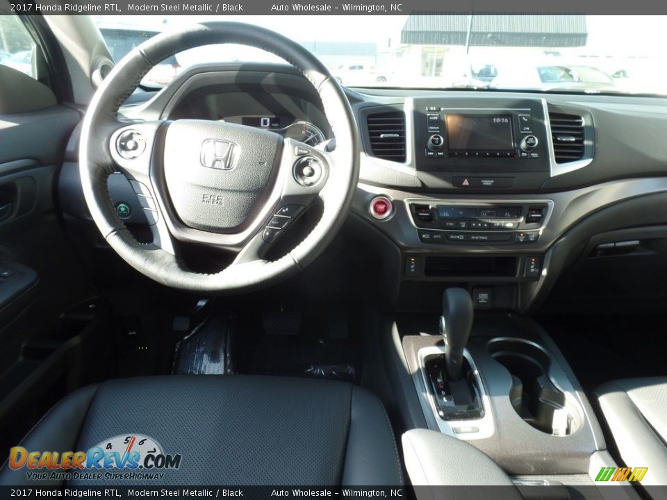 2017 Honda Ridgeline RTL Modern Steel Metallic / Black Photo #15