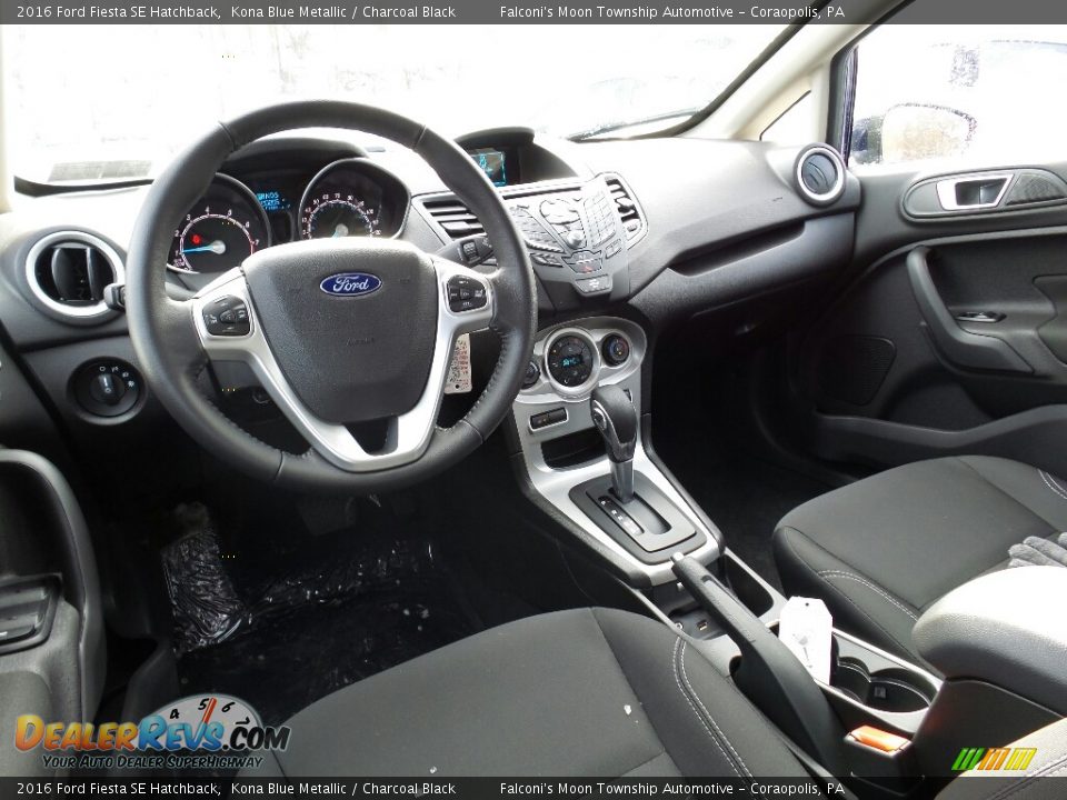 2016 Ford Fiesta SE Hatchback Kona Blue Metallic / Charcoal Black Photo #8