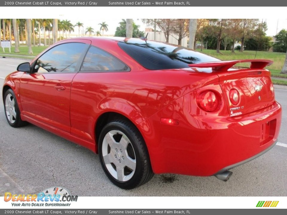 2009 Chevrolet Cobalt LT Coupe Victory Red / Gray Photo #3