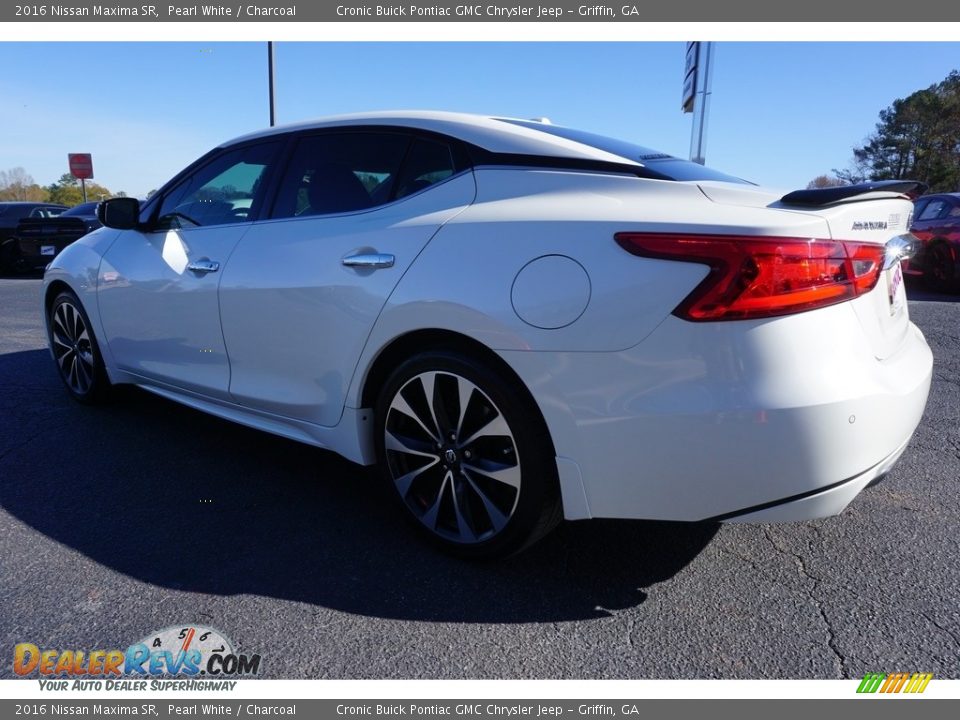 2016 Nissan Maxima SR Pearl White / Charcoal Photo #5