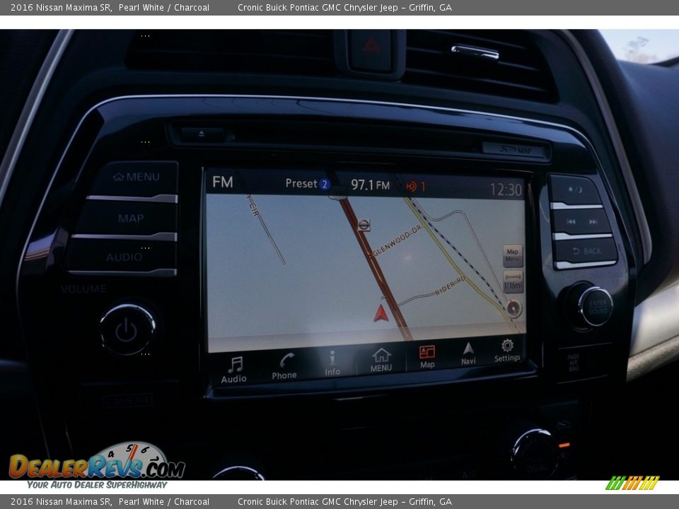 2016 Nissan Maxima SR Pearl White / Charcoal Photo #23