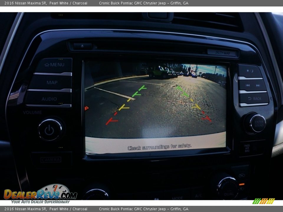 2016 Nissan Maxima SR Pearl White / Charcoal Photo #24