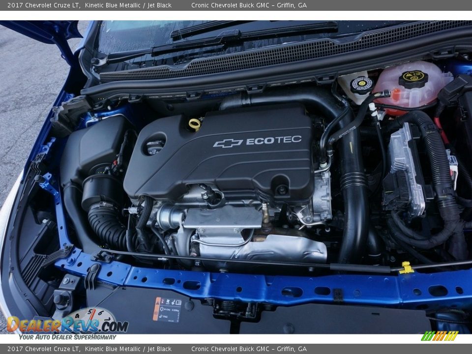 2017 Chevrolet Cruze LT Kinetic Blue Metallic / Jet Black Photo #12