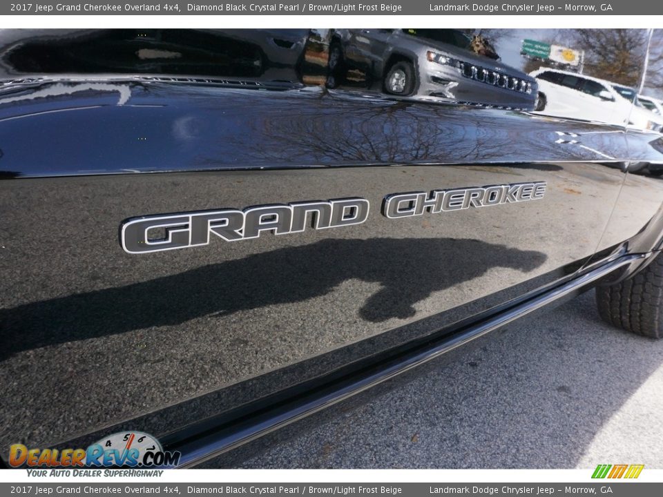 2017 Jeep Grand Cherokee Overland 4x4 Diamond Black Crystal Pearl / Brown/Light Frost Beige Photo #6