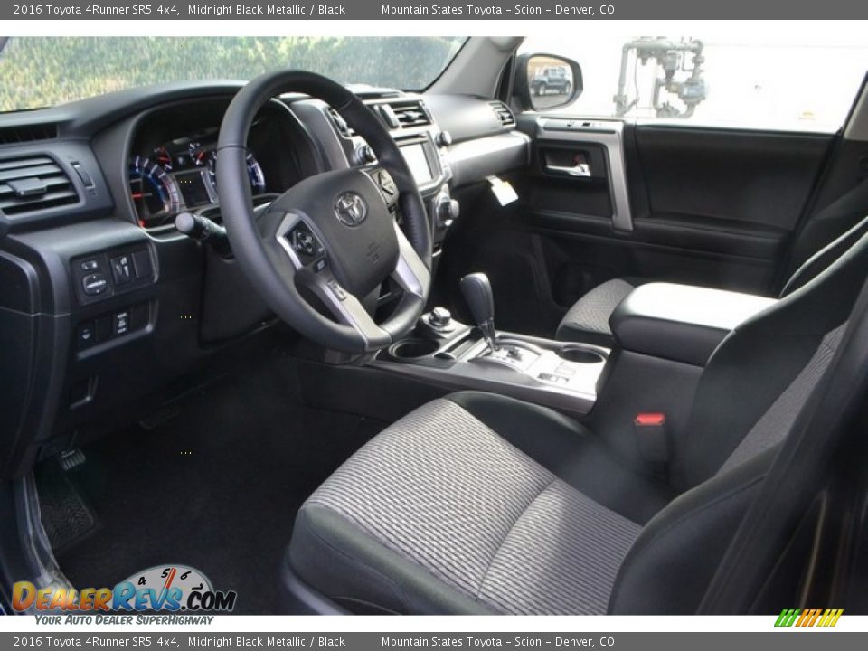2016 Toyota 4Runner SR5 4x4 Midnight Black Metallic / Black Photo #5