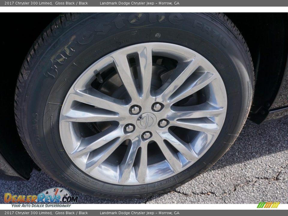 2017 Chrysler 300 Limited Gloss Black / Black Photo #5