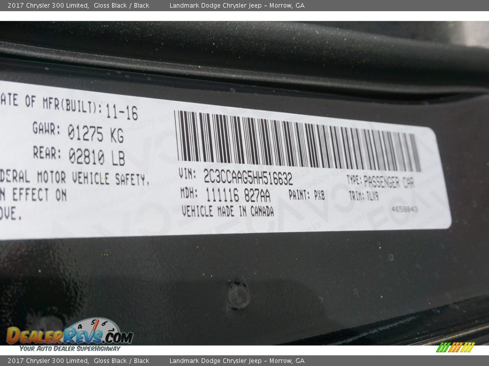 2017 Chrysler 300 Limited Gloss Black / Black Photo #10