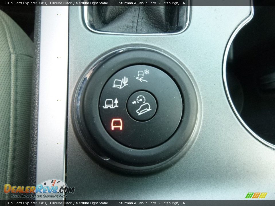 2015 Ford Explorer 4WD Tuxedo Black / Medium Light Stone Photo #13
