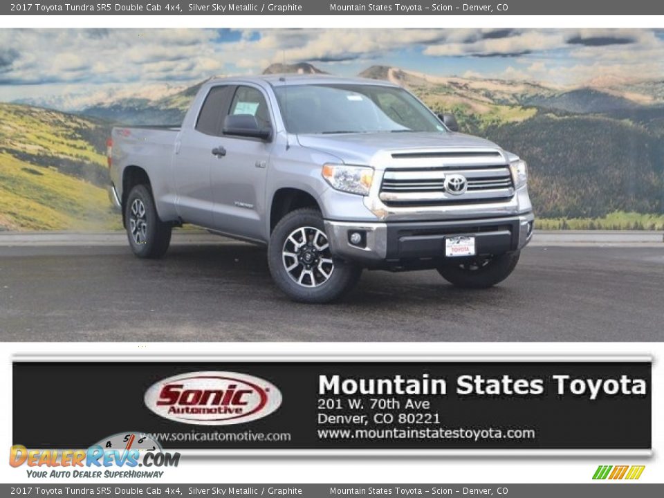 2017 Toyota Tundra SR5 Double Cab 4x4 Silver Sky Metallic / Graphite Photo #1