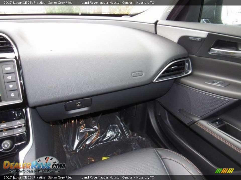 2017 Jaguar XE 25t Prestige Storm Grey / Jet Photo #14