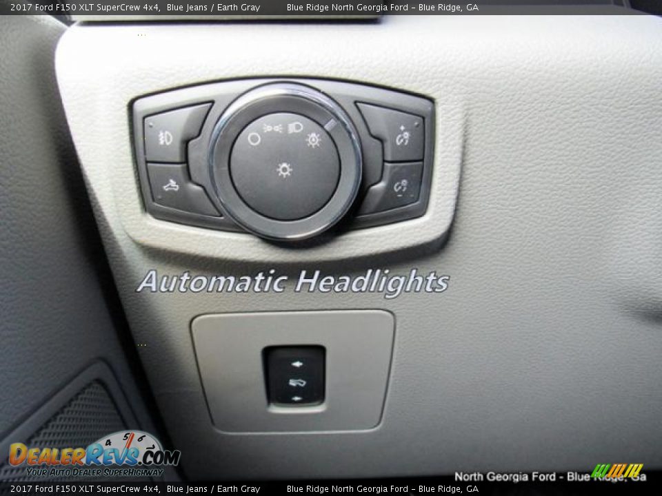 2017 Ford F150 XLT SuperCrew 4x4 Blue Jeans / Earth Gray Photo #26