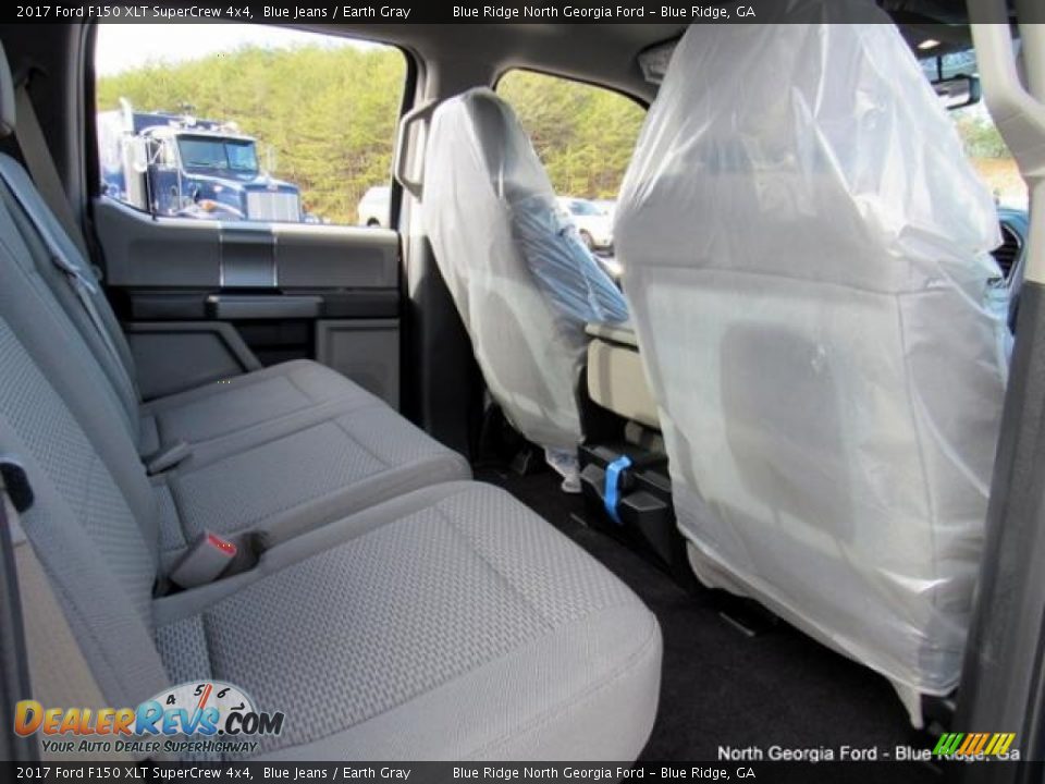 2017 Ford F150 XLT SuperCrew 4x4 Blue Jeans / Earth Gray Photo #33