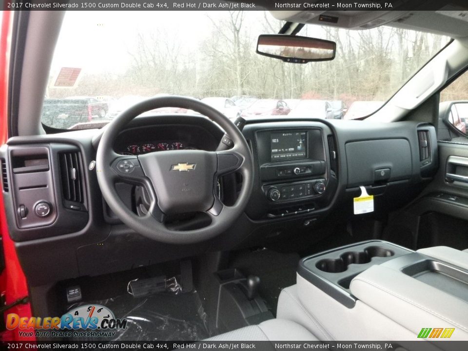 2017 Chevrolet Silverado 1500 Custom Double Cab 4x4 Red Hot / Dark Ash/Jet Black Photo #14