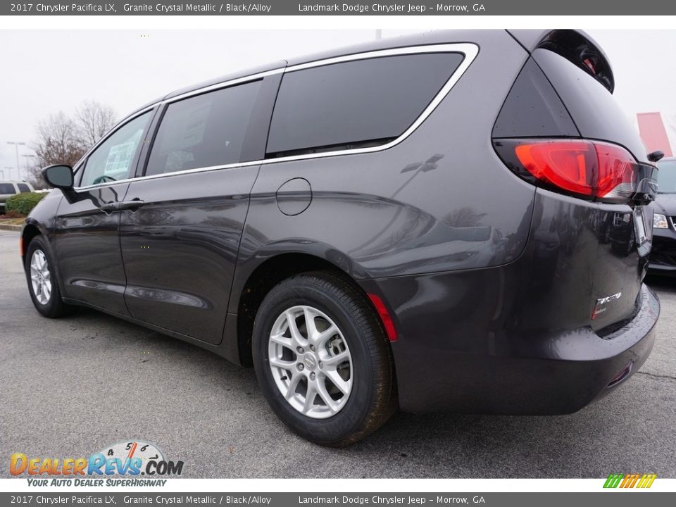 2017 Chrysler Pacifica LX Granite Crystal Metallic / Black/Alloy Photo #2