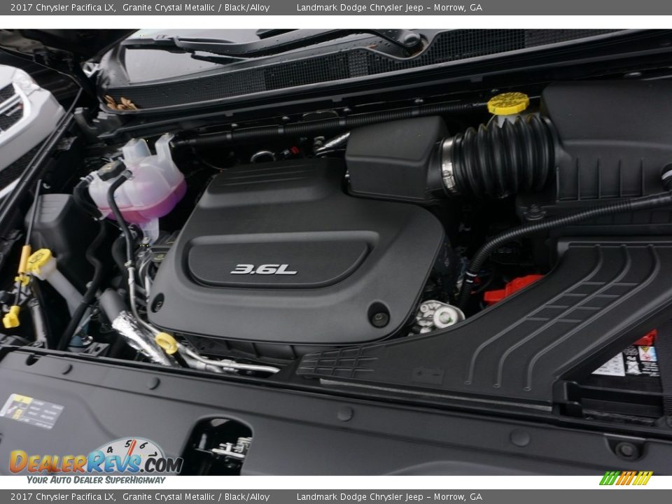 2017 Chrysler Pacifica LX Granite Crystal Metallic / Black/Alloy Photo #8