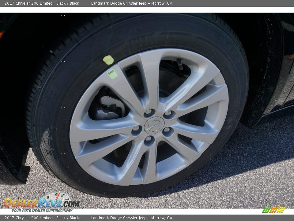 2017 Chrysler 200 Limited Black / Black Photo #5