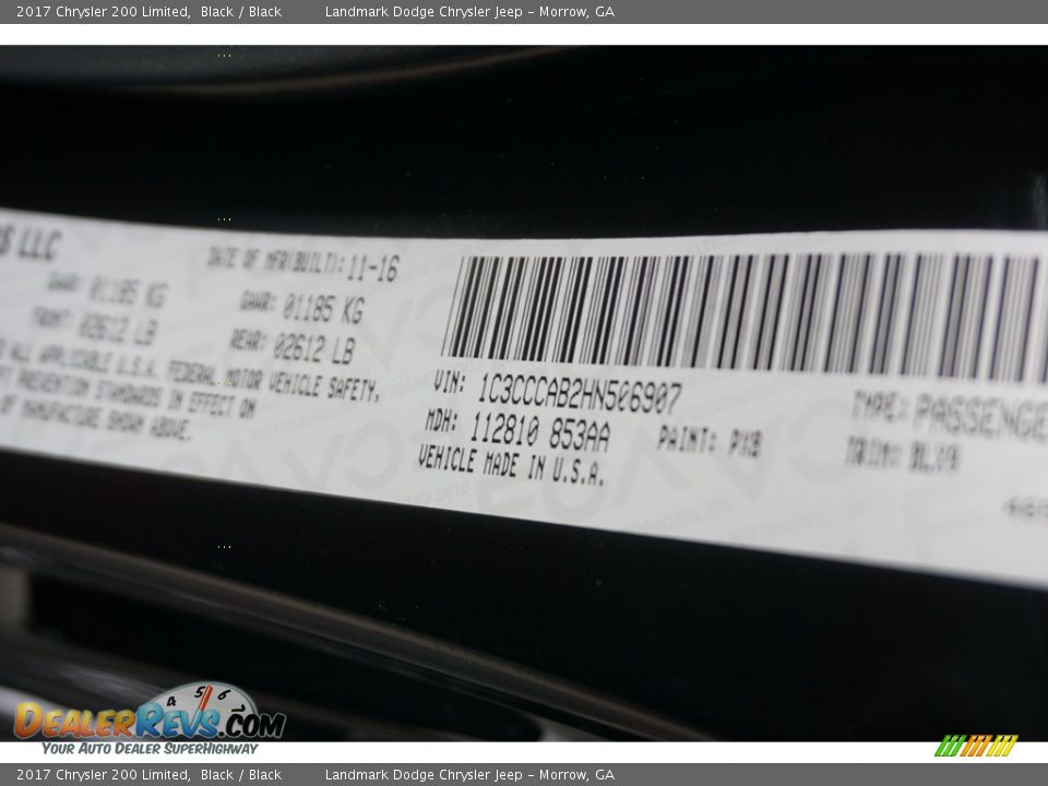 2017 Chrysler 200 Limited Black / Black Photo #9