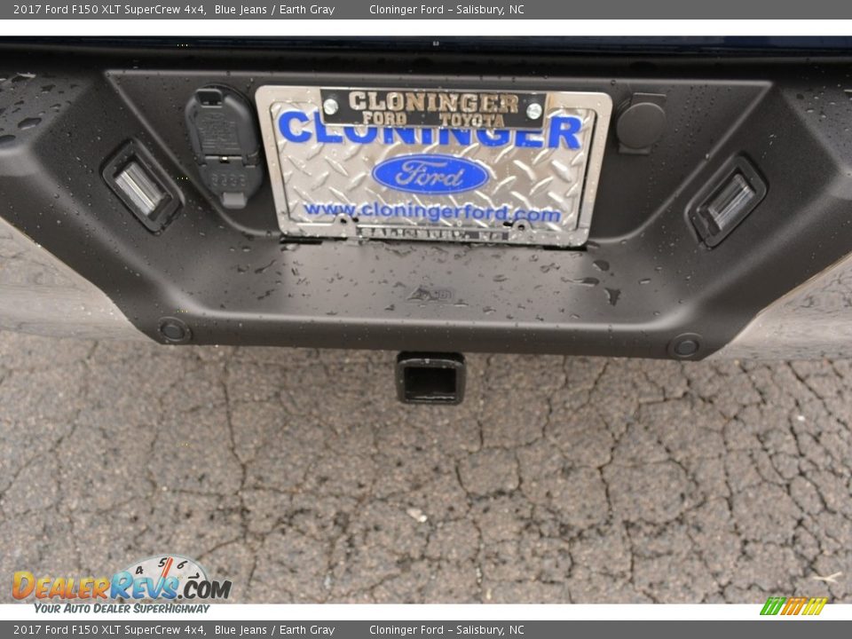 2017 Ford F150 XLT SuperCrew 4x4 Blue Jeans / Earth Gray Photo #5