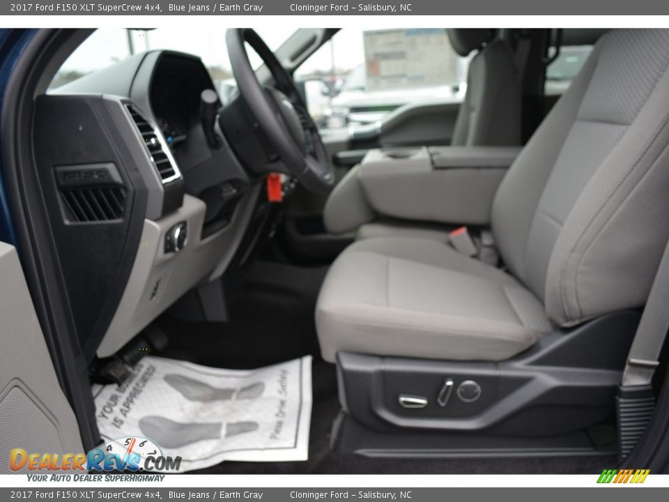 2017 Ford F150 XLT SuperCrew 4x4 Blue Jeans / Earth Gray Photo #7