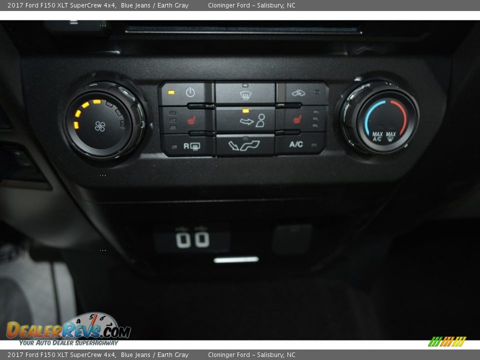 2017 Ford F150 XLT SuperCrew 4x4 Blue Jeans / Earth Gray Photo #15