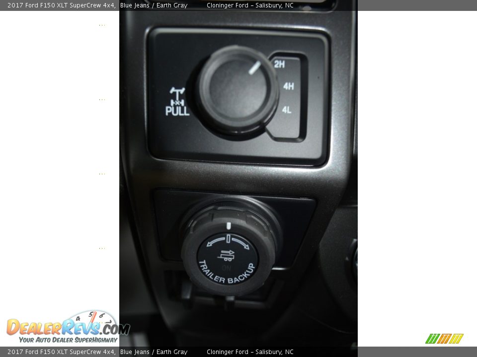 2017 Ford F150 XLT SuperCrew 4x4 Blue Jeans / Earth Gray Photo #16