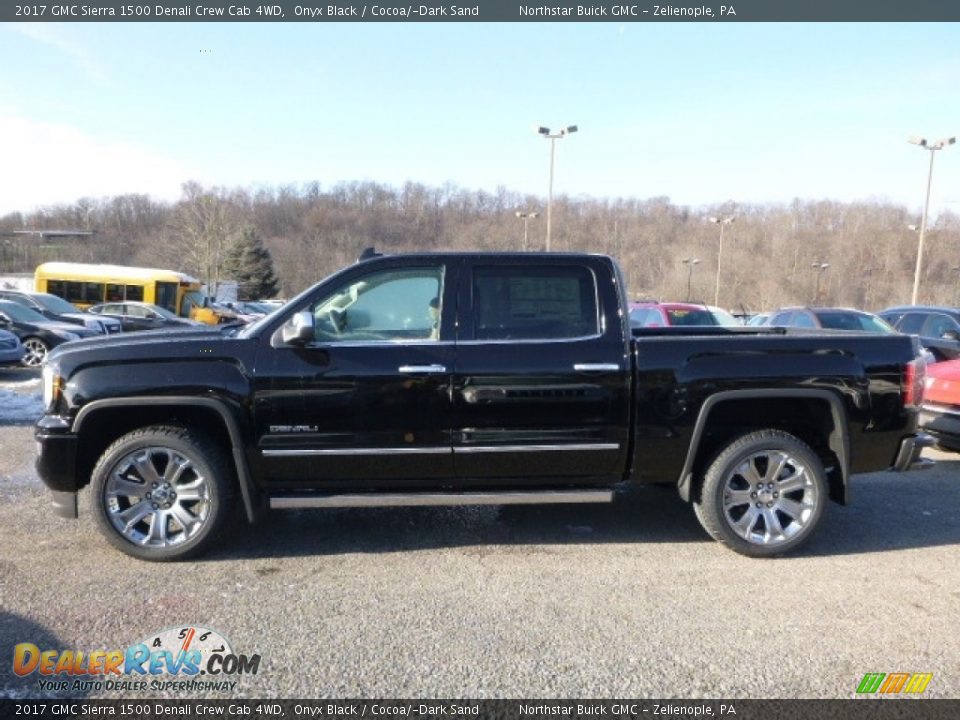 2017 GMC Sierra 1500 Denali Crew Cab 4WD Onyx Black / Cocoa/­Dark Sand Photo #3