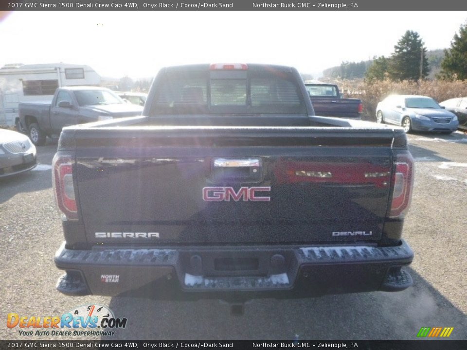 2017 GMC Sierra 1500 Denali Crew Cab 4WD Onyx Black / Cocoa/­Dark Sand Photo #5