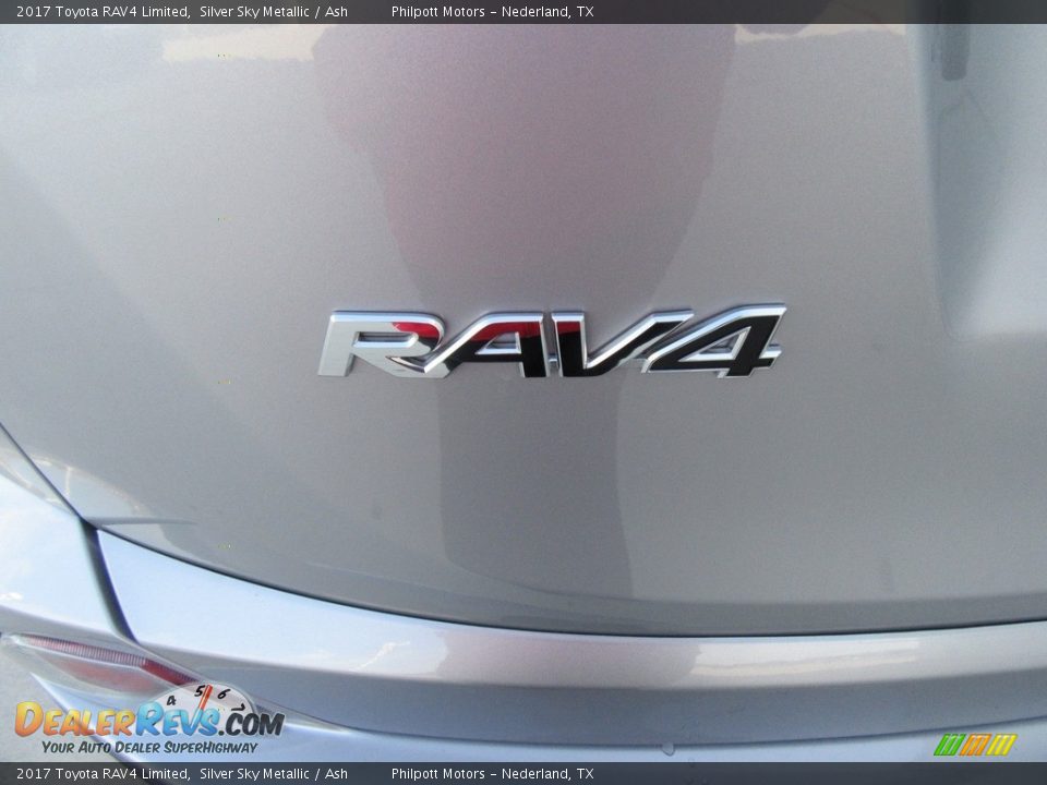 2017 Toyota RAV4 Limited Silver Sky Metallic / Ash Photo #13