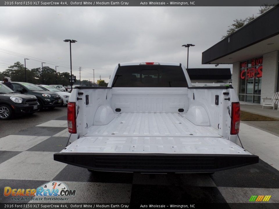 2016 Ford F150 XLT SuperCrew 4x4 Oxford White / Medium Earth Gray Photo #5