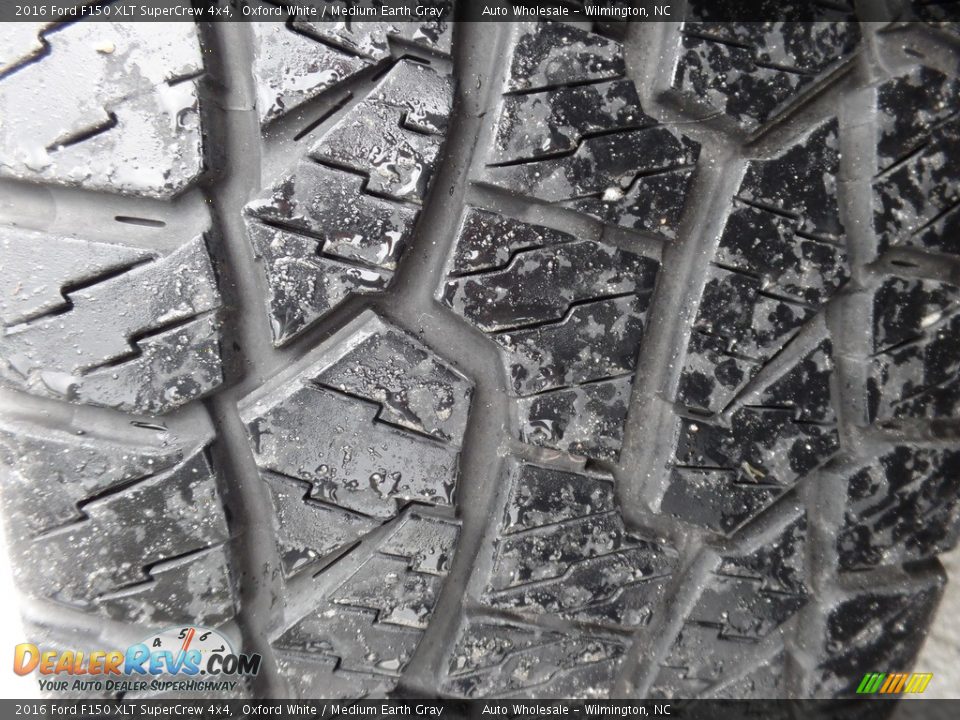 2016 Ford F150 XLT SuperCrew 4x4 Oxford White / Medium Earth Gray Photo #9
