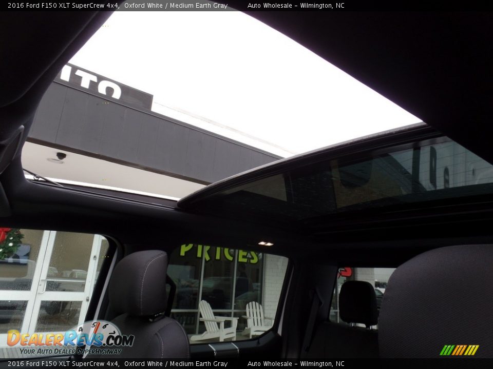 2016 Ford F150 XLT SuperCrew 4x4 Oxford White / Medium Earth Gray Photo #11