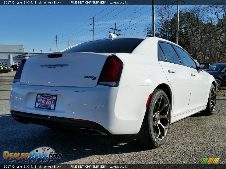 2017 Chrysler 300 S Bright White / Black Photo #4