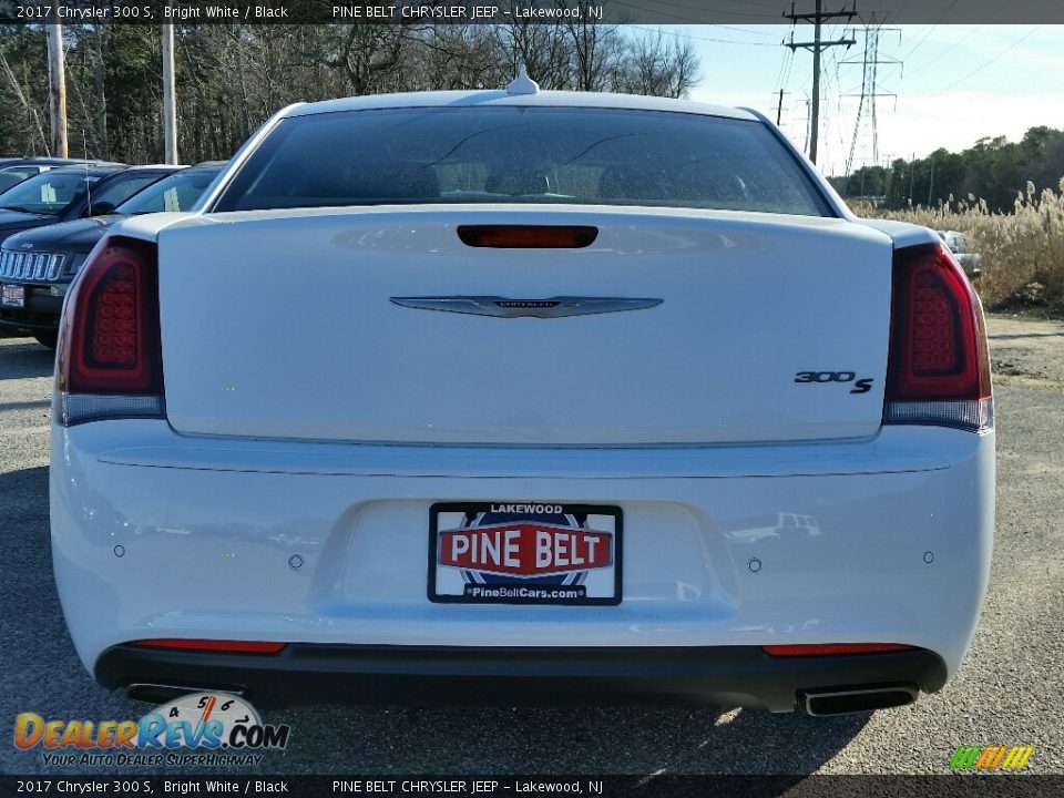 2017 Chrysler 300 S Bright White / Black Photo #5