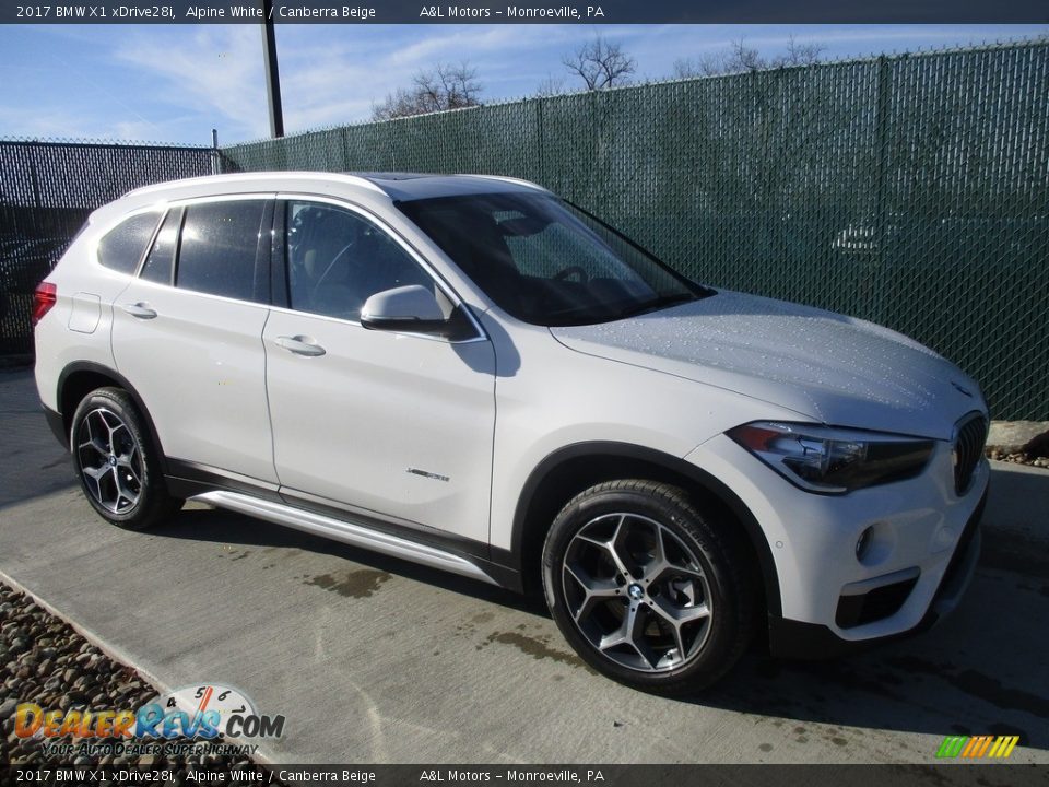 2017 BMW X1 xDrive28i Alpine White / Canberra Beige Photo #1