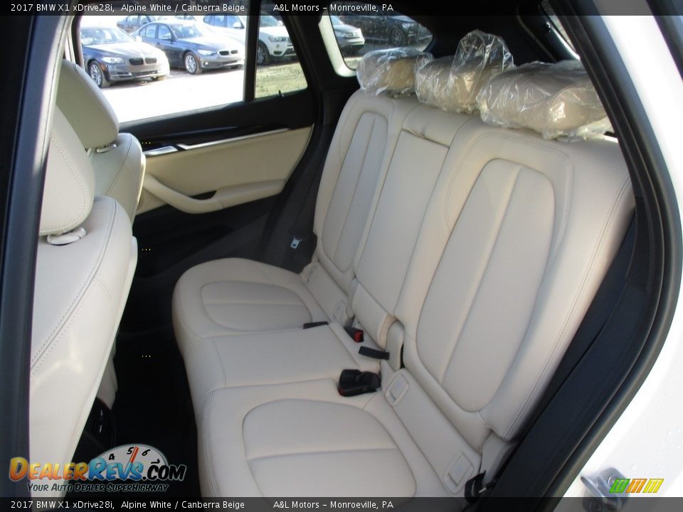 2017 BMW X1 xDrive28i Alpine White / Canberra Beige Photo #13