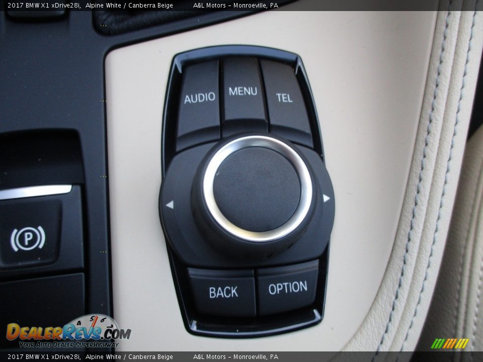2017 BMW X1 xDrive28i Alpine White / Canberra Beige Photo #16