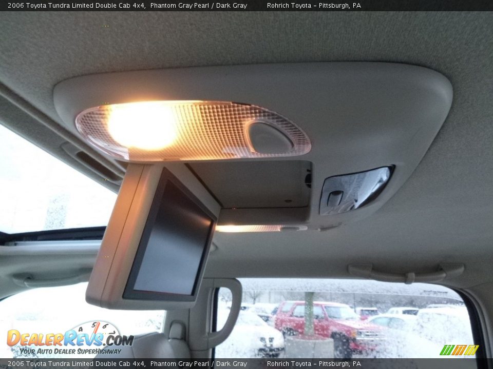 2006 Toyota Tundra Limited Double Cab 4x4 Phantom Gray Pearl / Dark Gray Photo #16