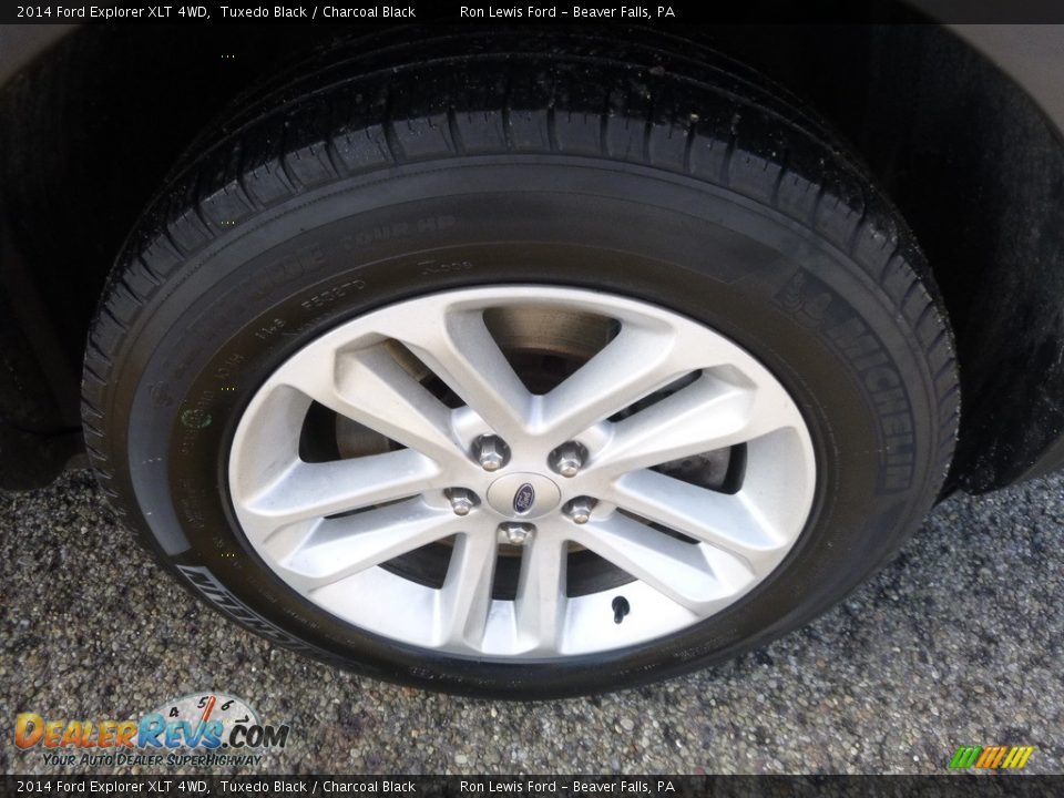 2014 Ford Explorer XLT 4WD Tuxedo Black / Charcoal Black Photo #9