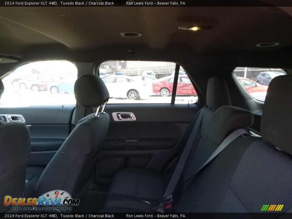 2014 Ford Explorer XLT 4WD Tuxedo Black / Charcoal Black Photo #11